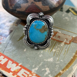 Legacy – Kingman Turquoise Ring in Castellated Bezel & Stamped Ingot Style